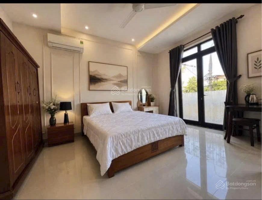 Cho thuê nhà mới 4 tầng đường mân quang  sơn trà dt đất 100m 6 phòng ngủ 8 giường