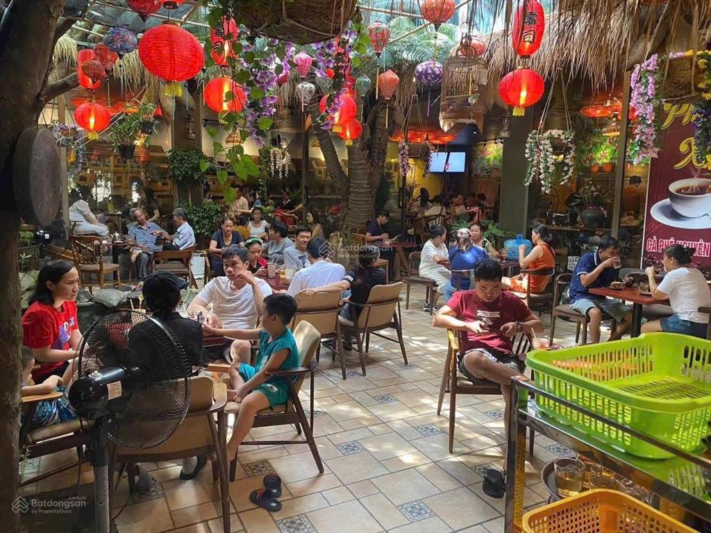 Cho thuê mặt bằng sân vườn đường hà huy tập