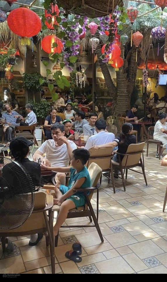 Cho thuê mặt bằng sân vườn đường hà huy tập