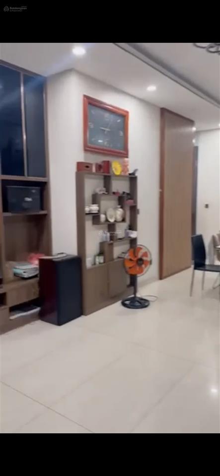 Cho thuê nhà mặt tiền ngô gia tự
ngang 5m  trung tâm thành phố phù hợp các ngành nghề diện