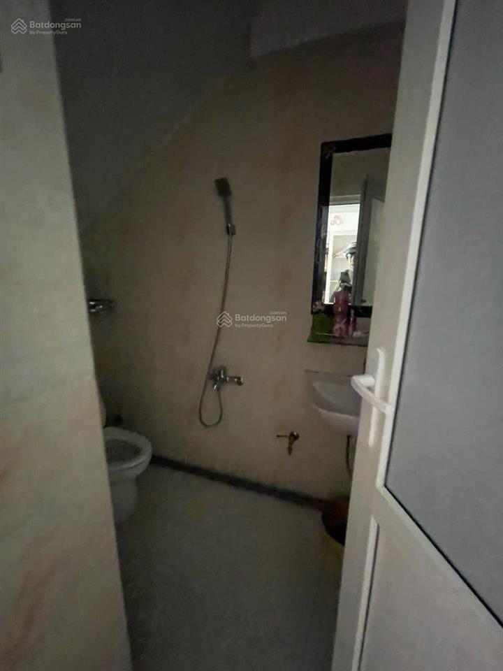 Cho thuê 4 tầng mt an thượng, khu sầm uất khách du lịch! dt 90m x 4 tầng, 1 mb kinh doanh