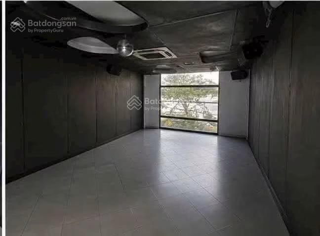 Nc cho thuê nhà 2.5 tầng mặt tiền gần ngay chợ hàn! khu vực đông khách du lịch. v, hải châu! kh