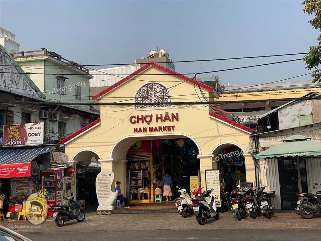 Cho thuê nhà 5 tầng trống suốt, có thang máy! khu chợ hàn sầm uất! quận hải châu
dt 60m2 x 5