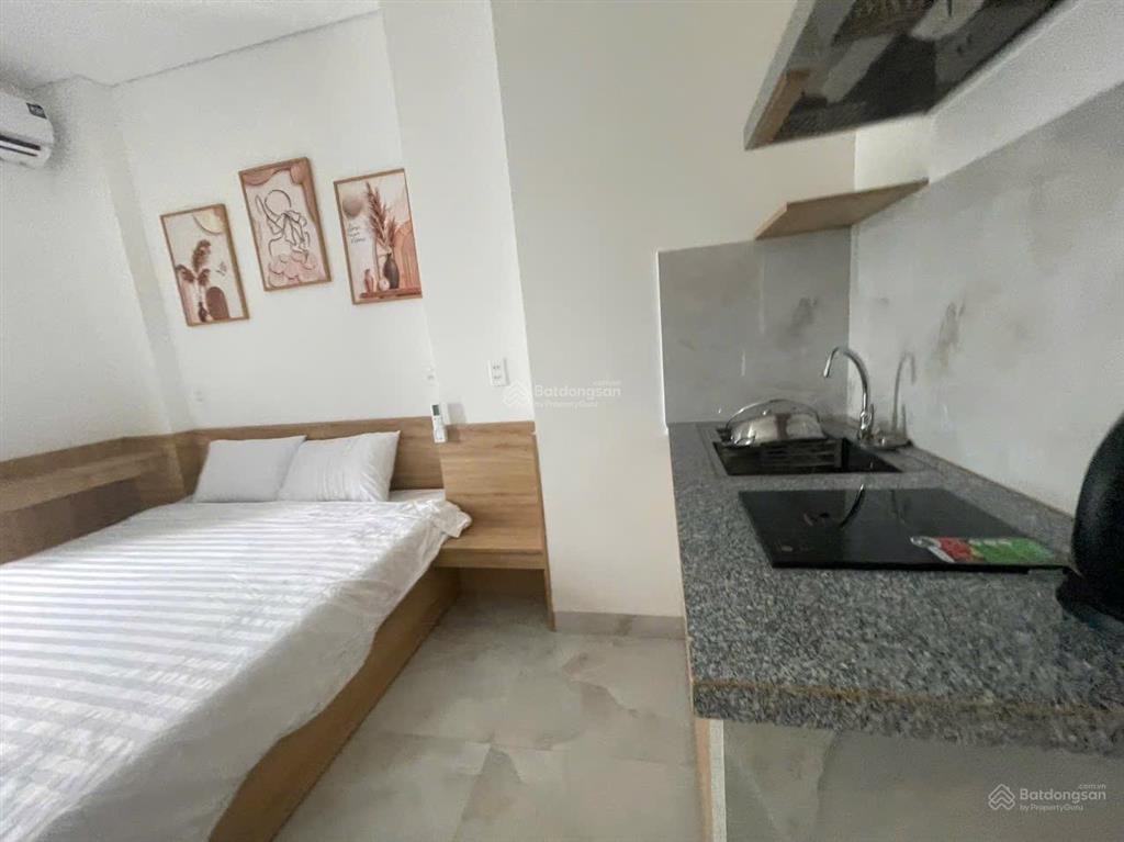 Cho thuê tòa căn hộ 6 tầng 12 căn full nội thất + 1mb kinh doanh, gần biển phạm văn đồng
