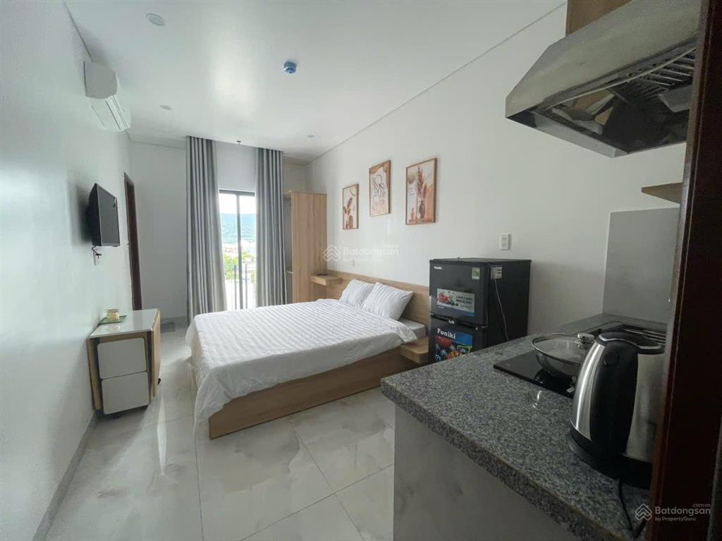 Cho thuê tòa căn hộ 6 tầng 12 căn full nội thất + 1mb kinh doanh, gần biển phạm văn đồng