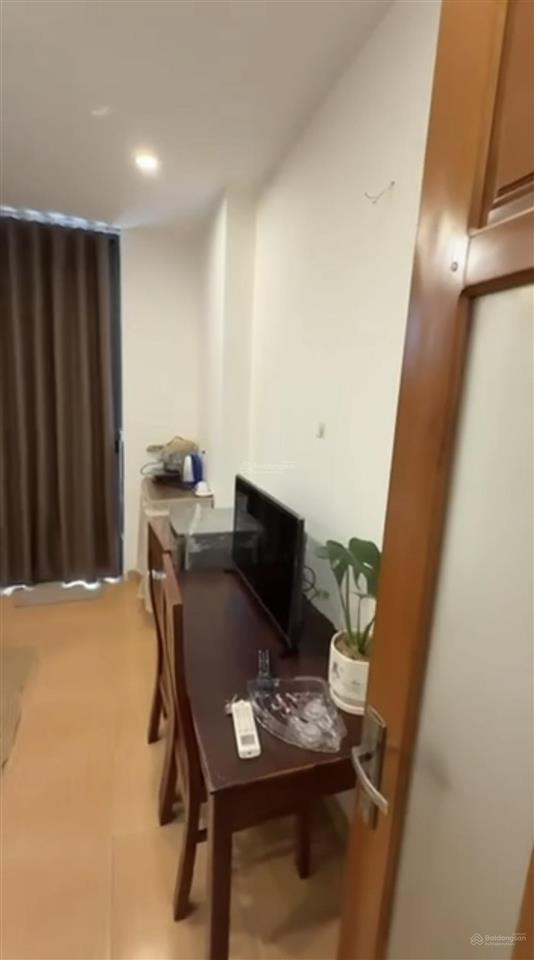 Cho thuê nhà mt khu an thượng dt 80m2 x 3 tầng! ngang 5m. giá 35tr. nhà mới đẹp, có 3ph