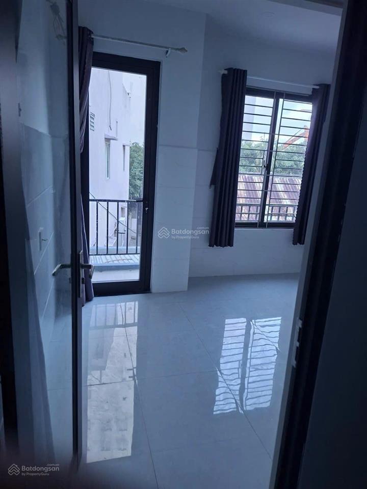 Nc cho thuê nhà nguyên căn võ văn kiệt gần cầu rồng, sơn trà.
dt 70m2 x 3 tầng
25tr/ tháng