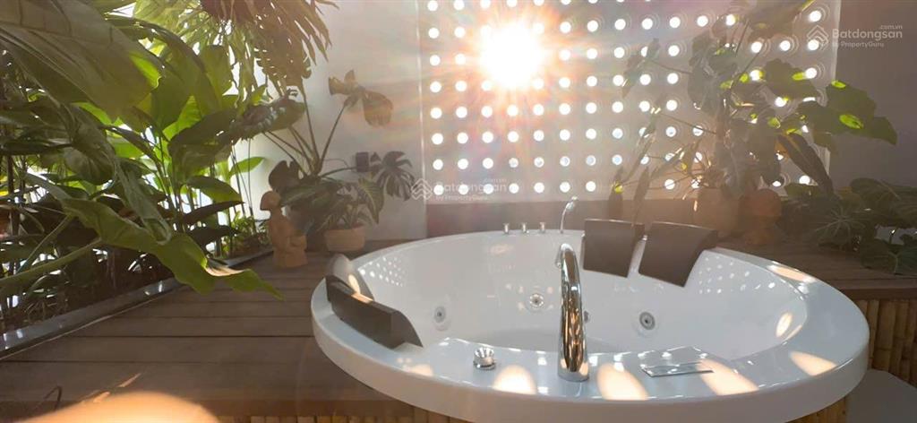 Ncc cho thuê nhà 4 tầng mt khu hòa cường nam! quận hải châu, khu yên tĩnh
dt 70m2 x 4 tầng
gi