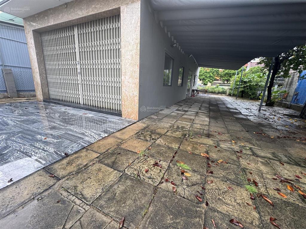 Ncc cho thuê nhà sân rộng rãi phường ngũ hành sơn! dt 350m ngang 8m
có sân rộng rãi
có sẵn