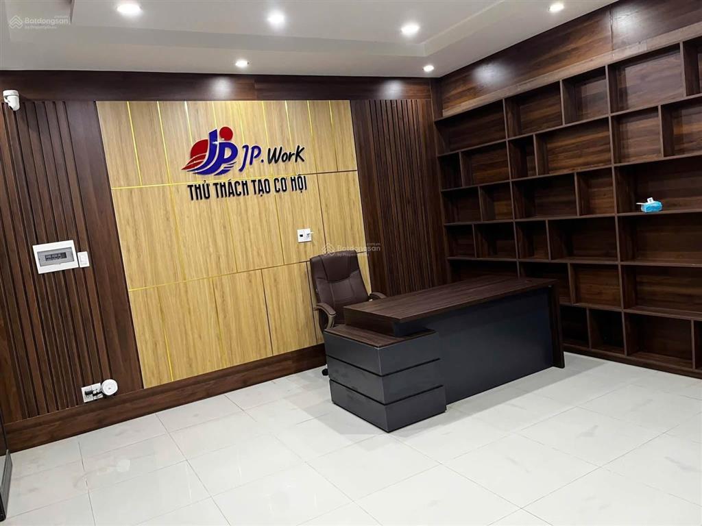 Cho thuê nhà 5 tầng mặt tiền hòa xuân gần nguyễn phước lan, có thang máy. diện tích 150m2 bề ngang