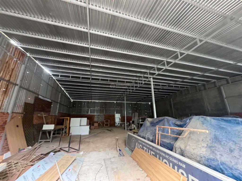 Cho thuê kho cho thuê kho khu hoàng văn thái 300500 750m đường container