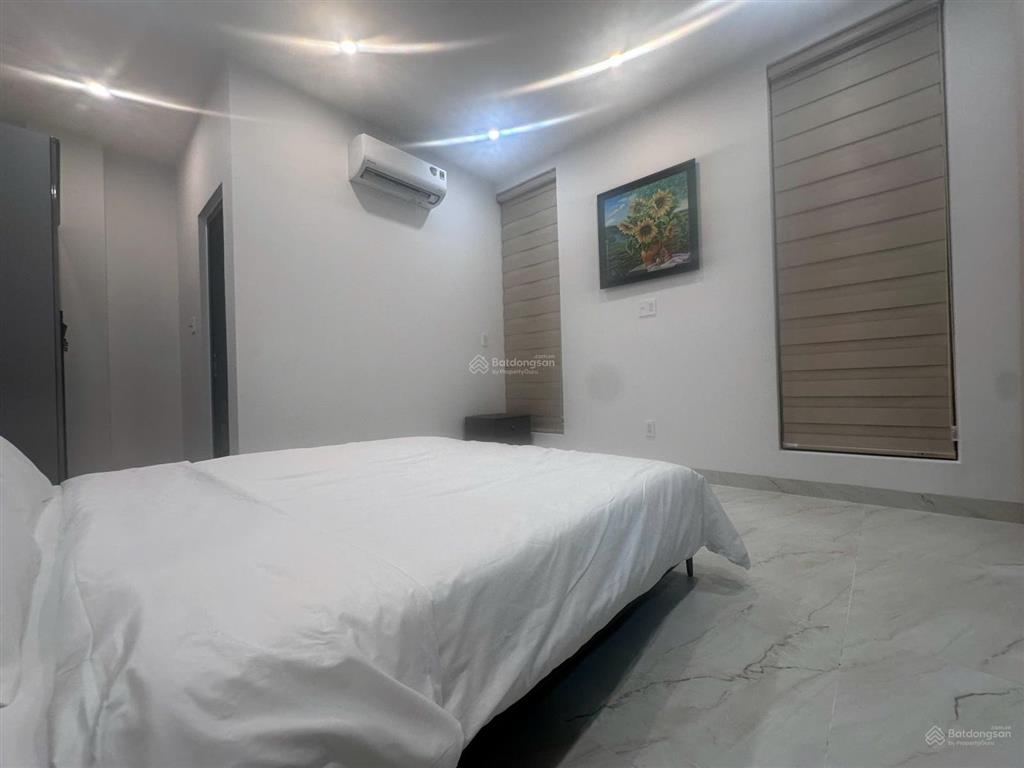 Cho thuê nhà 3 tầng thang máy nội thất sang trọng mt khu nại hiên đông, sơn trà, 9 căn 1 phòng