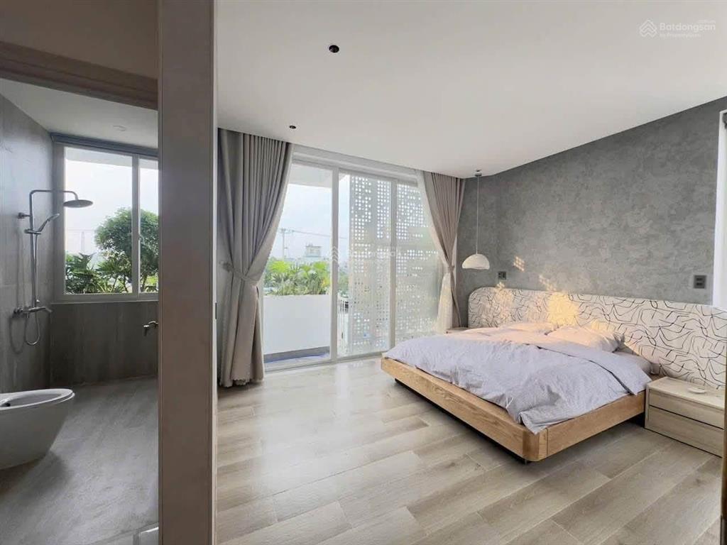 Cho thuê nhà đẹp 4 phòng ngủ tại nam việt á! phường ngũ hành sơn