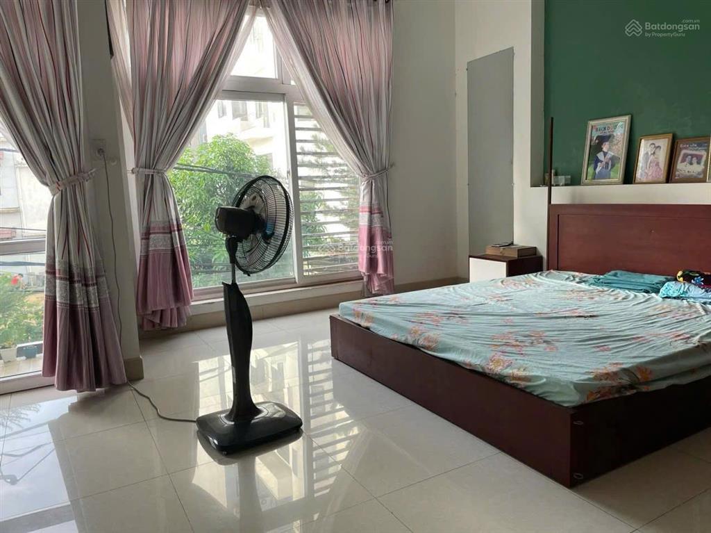 Cho thuê nhà mt khuê mỹ đông gần hồ xuân hương. giá 25tr diện tích 85m2 xây 03 tầng