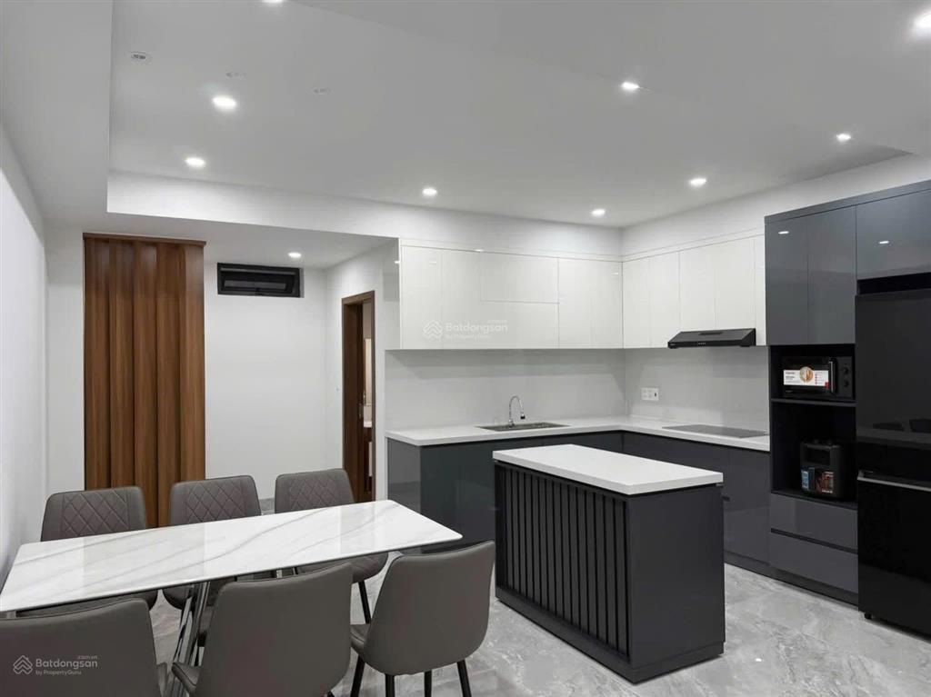 Cho thuê nhà mt 3 tầng hòa cường nam! quận hải châu giá 28tr * diện tích đất 5x17.5=