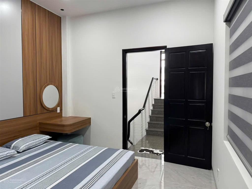 Cho thuê nhà mt 3 tầng hòa cường nam! quận hải châu giá 28tr * diện tích đất 5x17.5=