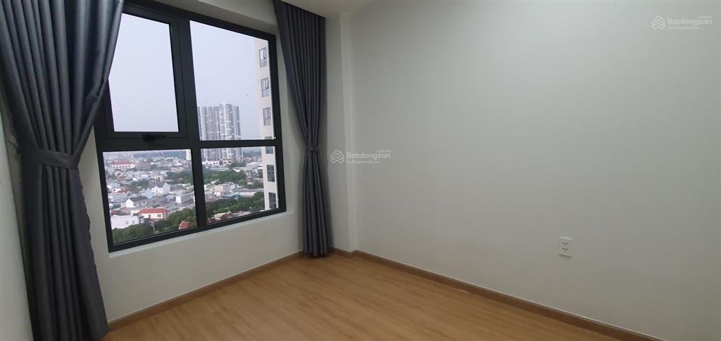 Bán căn hộ 2pn 1wc bcons green view giá 1,950 tỷ bao thuế phí sang tên  sẵn hợp đồng thuê