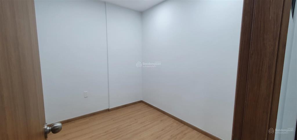 Bán căn hộ 2pn 2wc bcons green view, giá 2 tỷ 200 triệu bao thuế phí sang tên, nhận nhà ở ngay