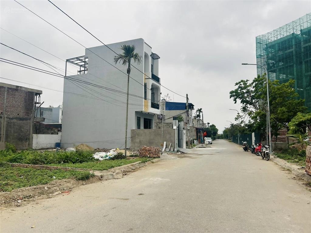 Cần bán lô đất mặt đường nhà mạc, tràng cát đối diện vin 93,14m2 giá chỉ 35tr/m2