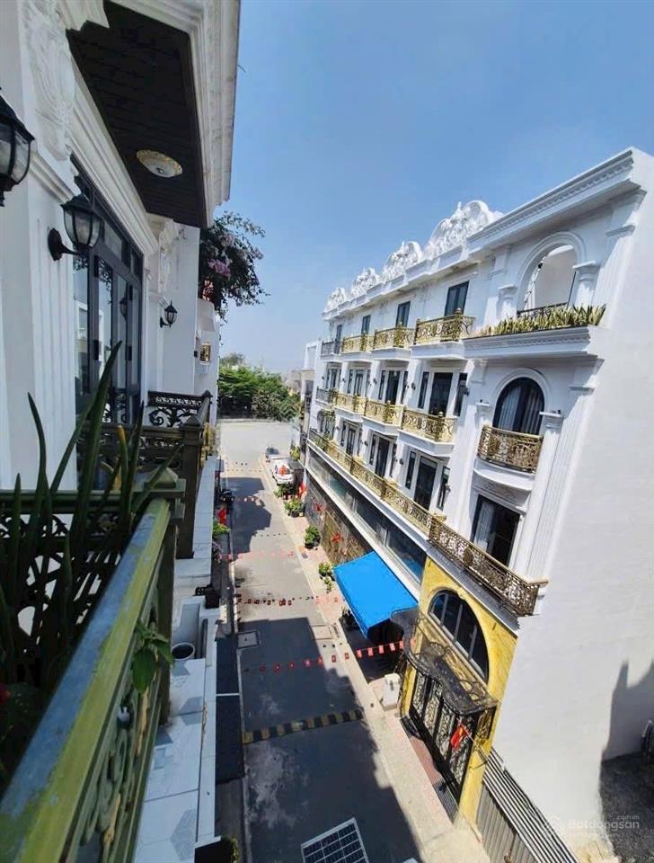 Nhà 5 tầng  khu dân cư hoa sứ  khu nhà đồng bộ vip nhất p. bình hưng hòa