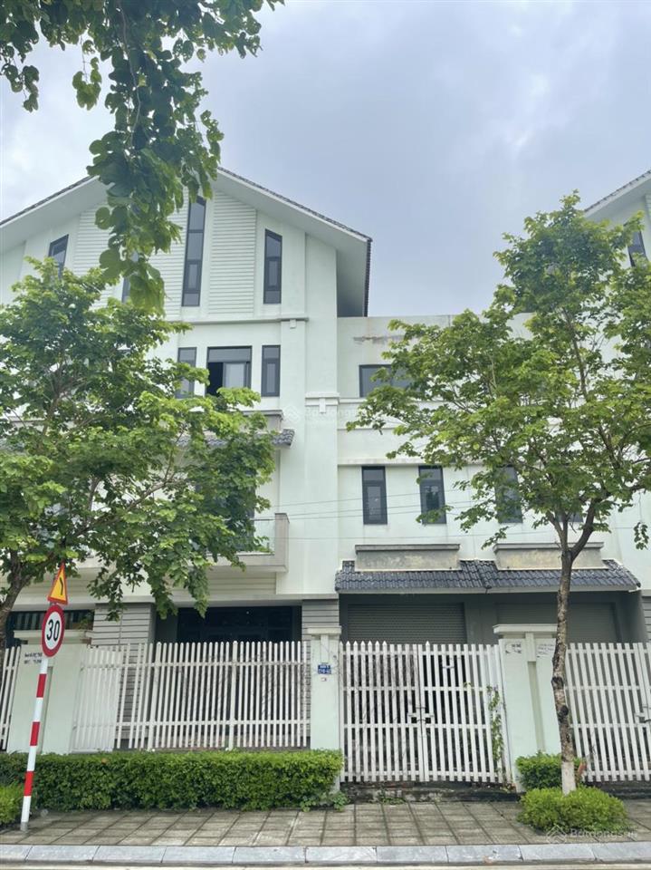 Bán nhà vườn 160m siêu đẹp khu c geleximco giá chỉ nhỉnh 30 tỉ 0972 503 ***