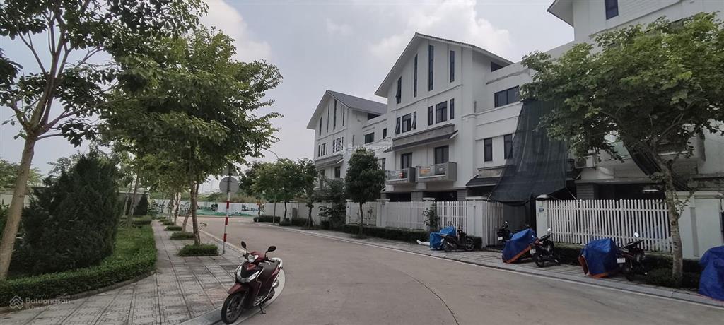 Bán nhà vườn 160m siêu đẹp khu c geleximco giá chỉ nhỉnh 30 tỉ 0972 503 ***