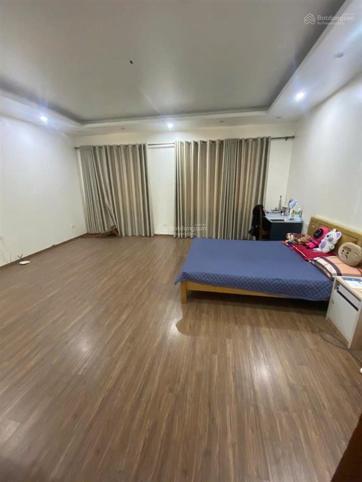 Cho thuê nhà hoàn thiện nguyên căn thang máy full đồ như ảnh siêu đẹp giá 35 triệu