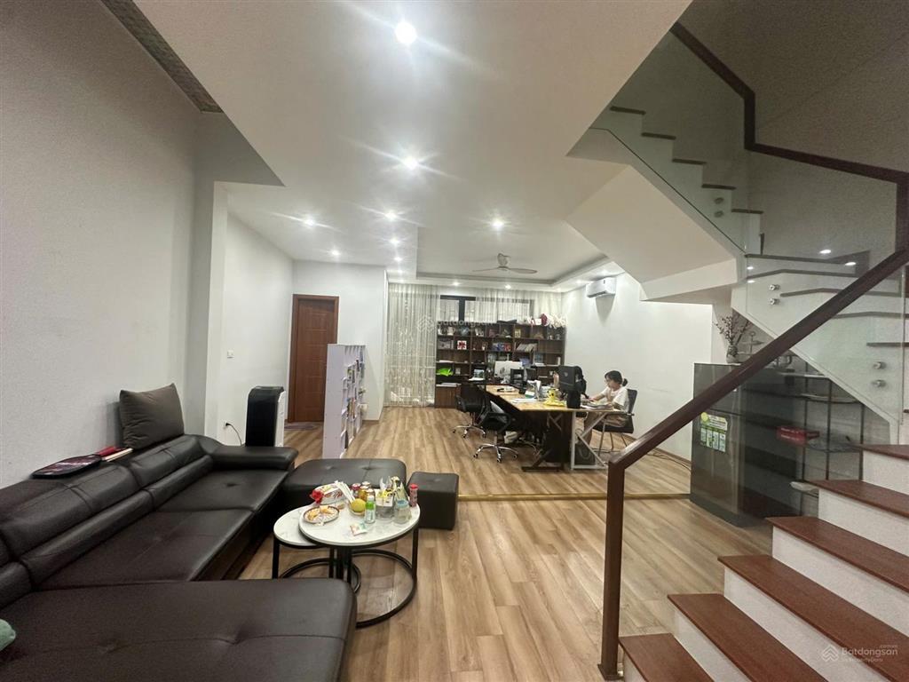 Cho thuê nhà hoàn thiện nguyên căn full đồ giá siêu rẻ 27tr/tháng đẹp lung linh tại geleximco