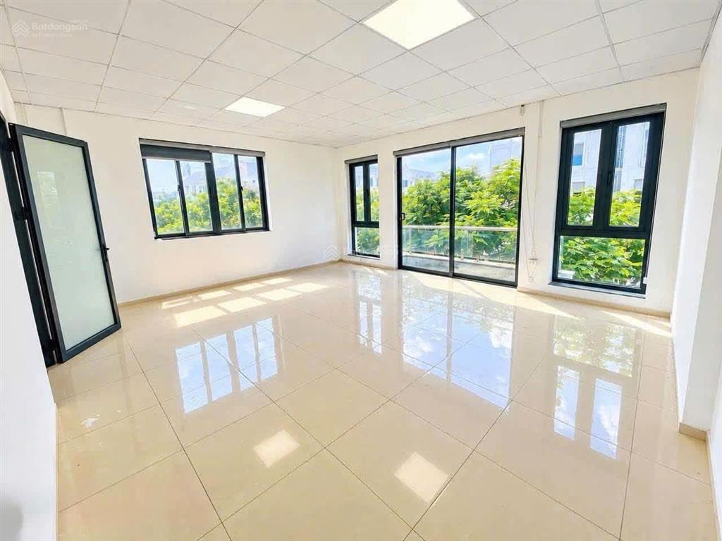 Cho thuê nhà nguyên căn chỉ 25 triệu/tháng tại kđt geleximco lê trọng tấn.