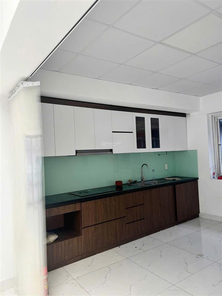 Cho thuê nhà khu d geleximco giá siêu rẻ, hoàn thiện 4 tầng có điều hòa, giá chỉ 25tr/tháng