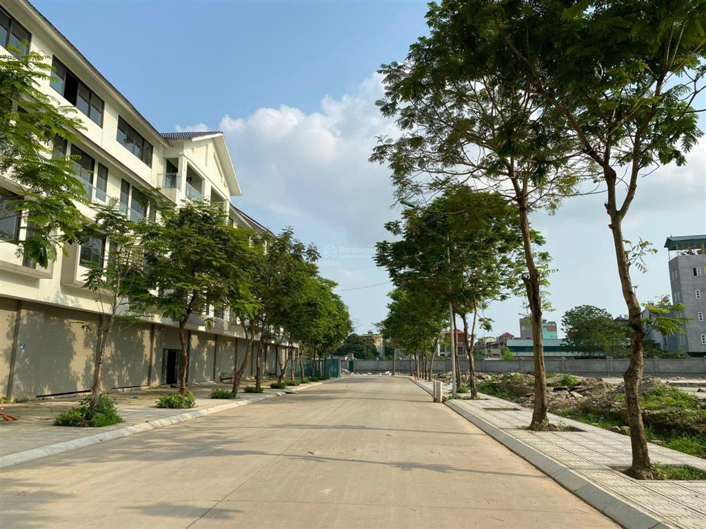 Bán liền kề 100m geleximco giá hời chỉ nhỉnh 16 tỉ 0972 503 ***