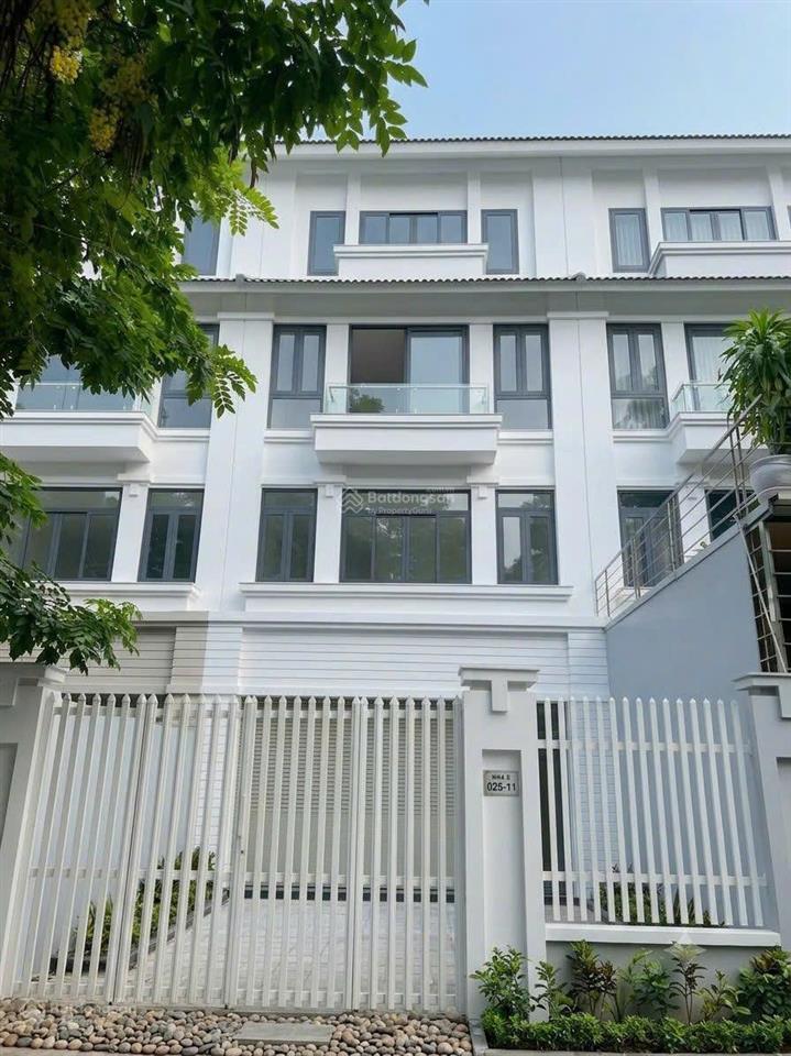 Chính chủ bán nhanh căn nhà vườn tại khu d, 144m2 mt 6m giá chỉ nhỉnh 19