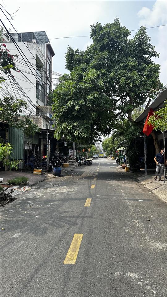 Bán nhà mặt tiền đường t8 p tây thạnh q tân phú 4x25m 1 lầu tiện xây mới