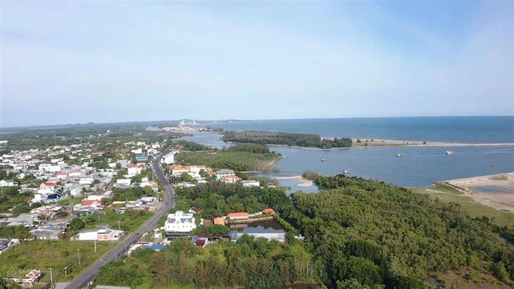 Lô đất ngay hồ lộc an, view hồ và biển lộc an, 1049m2 ngang 33m, full thổ cư, cực đẹp, đắc địa