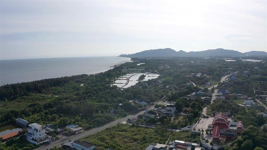 Lô đất ngay hồ lộc an, view hồ và biển lộc an, 1049m2 ngang 33m, full thổ cư, cực đẹp, đắc địa
