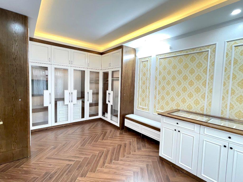 Căn Góc Phân Lô Gara 3 Oto- Kinh Doanh 60m2*7 Tầng-28.5 Tỷ Phố Tô Vĩnh Diện- Quận Thanh Xuân