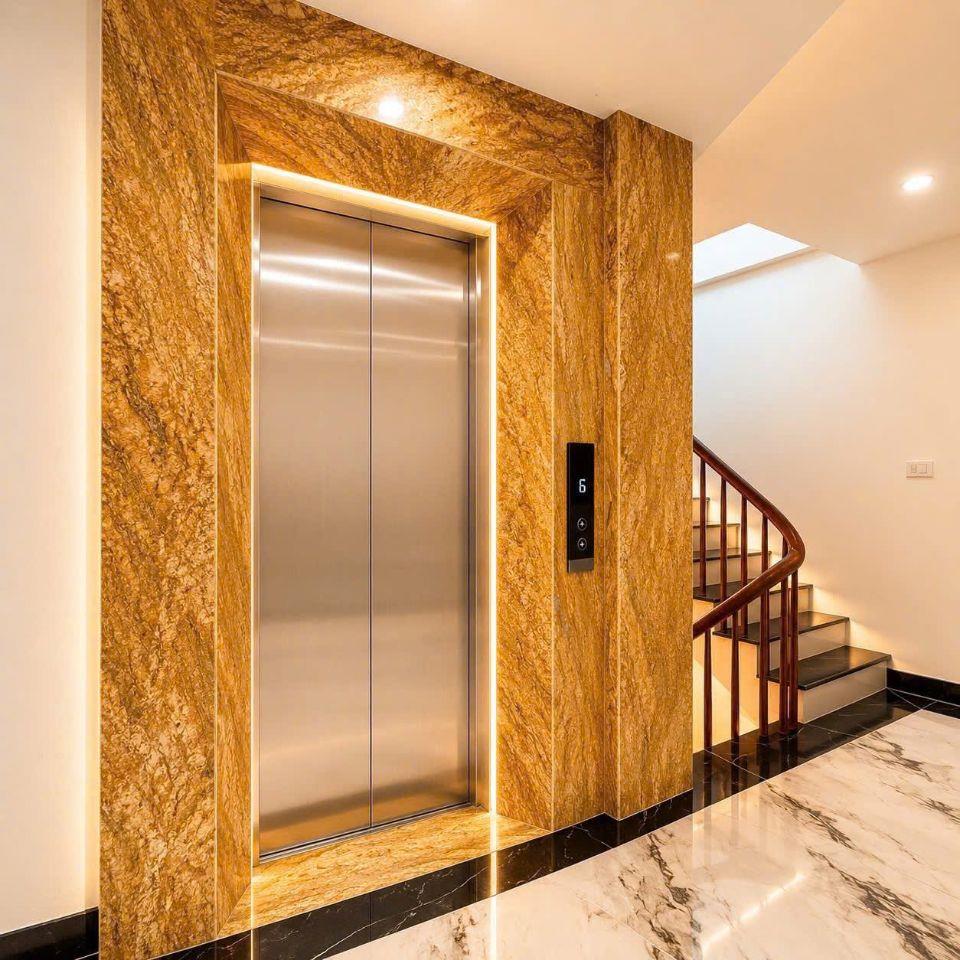 Nhà mới 40m2*7T- 16.8 tỷ- Gara thang máy- Full nội thất- Ngõ thông 30m ra mặt phố Hoàng Văn Thái- Phường Phương Mai