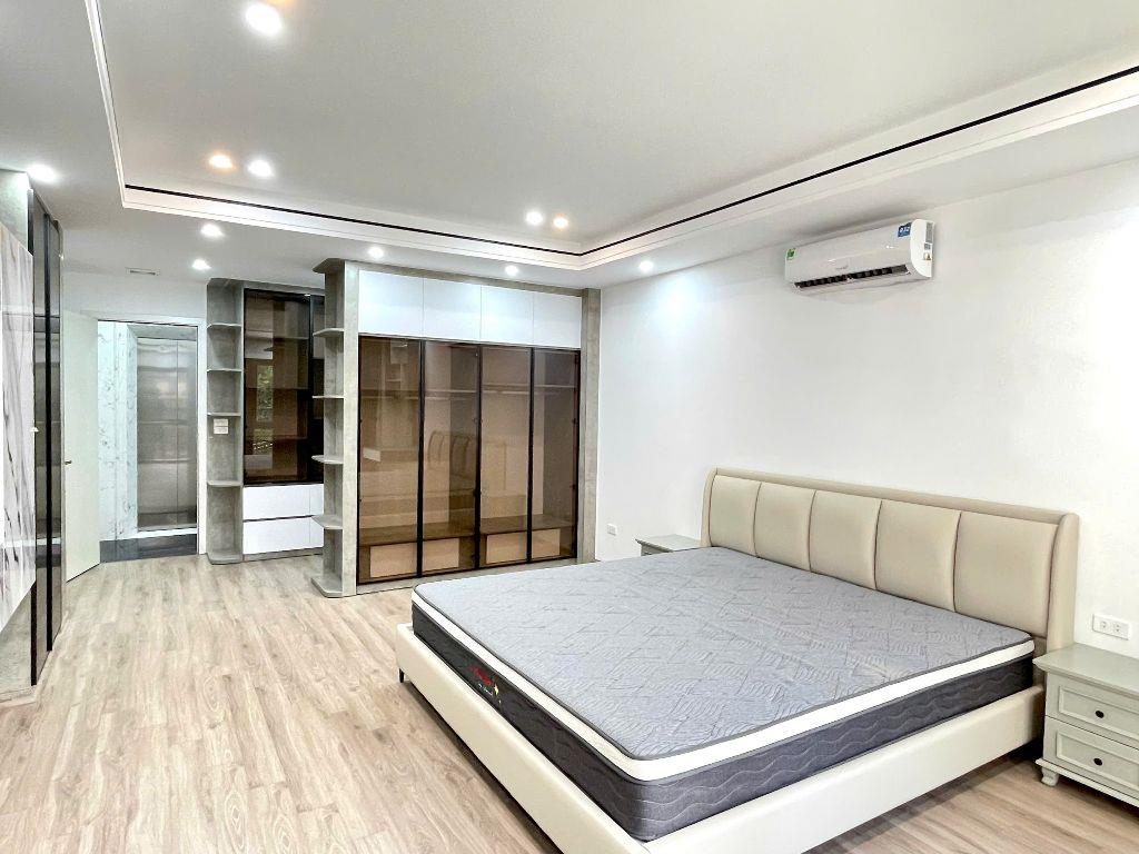 Căn Góc kinh doanh xây mới 55m2*6.5 tầng-thang máy-oto lùi cửa-20m ra ngõ 230 Khương Đình- Thanh Xuân- HN