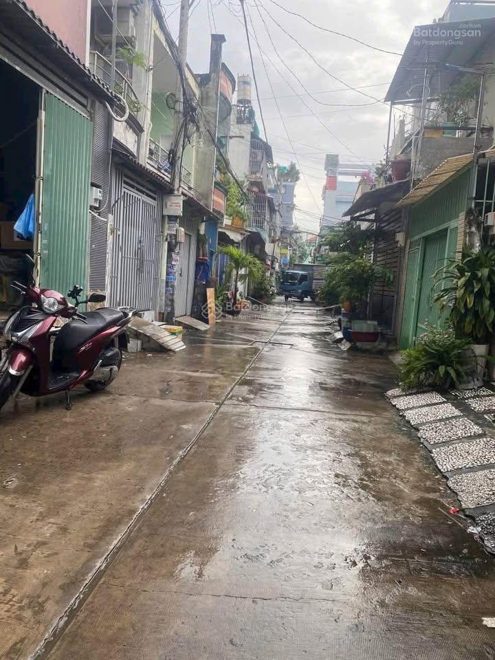 Nhà hẻm 6m xe hơi tân quý cách mt 20m | 4x13m sổ vuông a4 | 2 tầng 3pn| giá chỉ 5.4t  0936 999 ***