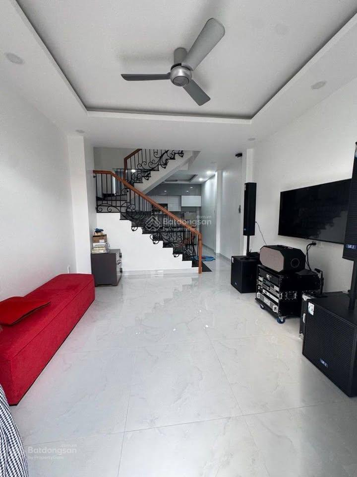 Nhà hẻm nhựa 10m thông xe hơi lũy bán bích sát mt 30m |4.3x18m 3 tầng st giá 9.2 tỷ  0936 999 ***