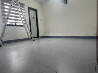 Chỉ với 6.7 tỷ nhà mt đường 12m lề 5m xe hơi đổ cửa khu họ lê 4.3x12m cn đủ 2 tầng  0936 999 ***