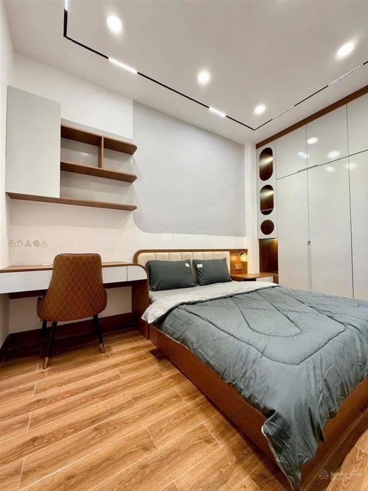 Siêu phẩm nhỉn 7 tỷ ngang 5x16 4 tầng st btct 5pn hc đầy đủ hẻm 7m thoại ngọc hầu  0936 999 ***