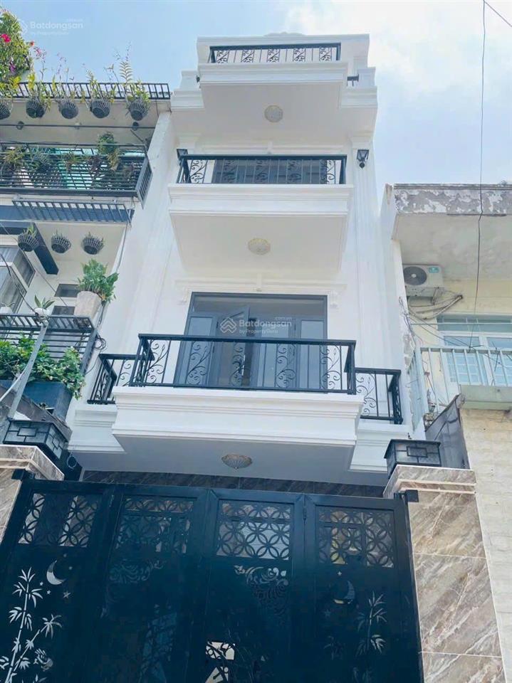 Nhà hẻm nhựa 9m xe hơi quay đầu tô hiệu dt 4x17 3 tầng btct 4pn giá chỉ 6.9 tỷ
