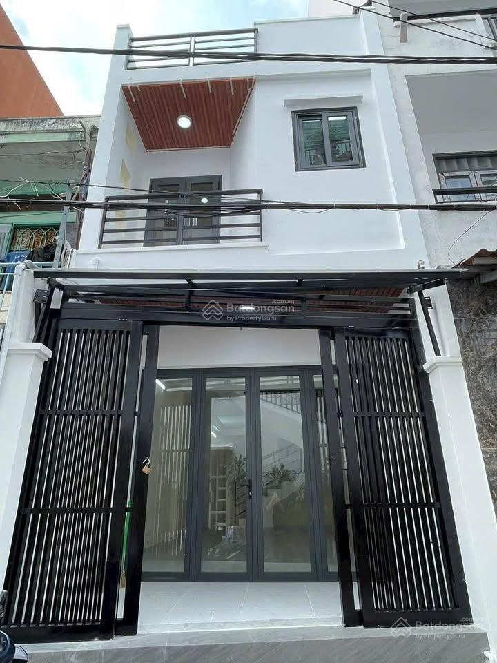 Nhà hẻm 4m khuôn việt cách mt 1 căn, dt 4x16 2 tầng 3pn 3wc mới cứng giá 5.6 tỷ