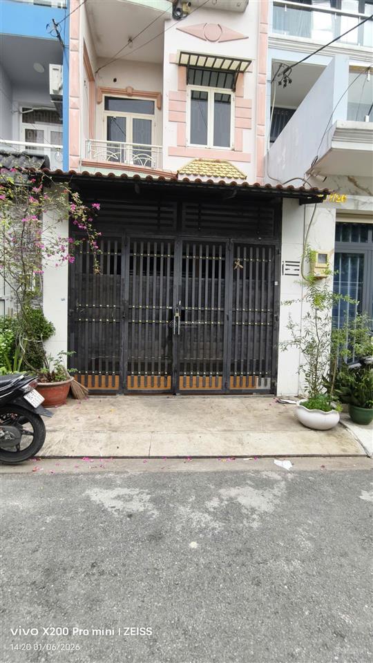 Nhỉnh 7 tỷ hẻm nhựa 8m xe hơi, hòa bình dt 4x17m² 68m² sổ vuông a4 3 tầng btct 4pn 4wc