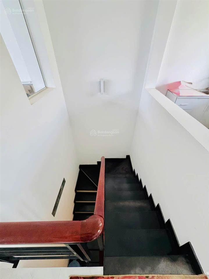 Nhỉnh 8 tỷ nhà mới khu công viên tân sơn nhì 4,5 x 14m sổ vuông a4 5 tầng 5pn 5wc