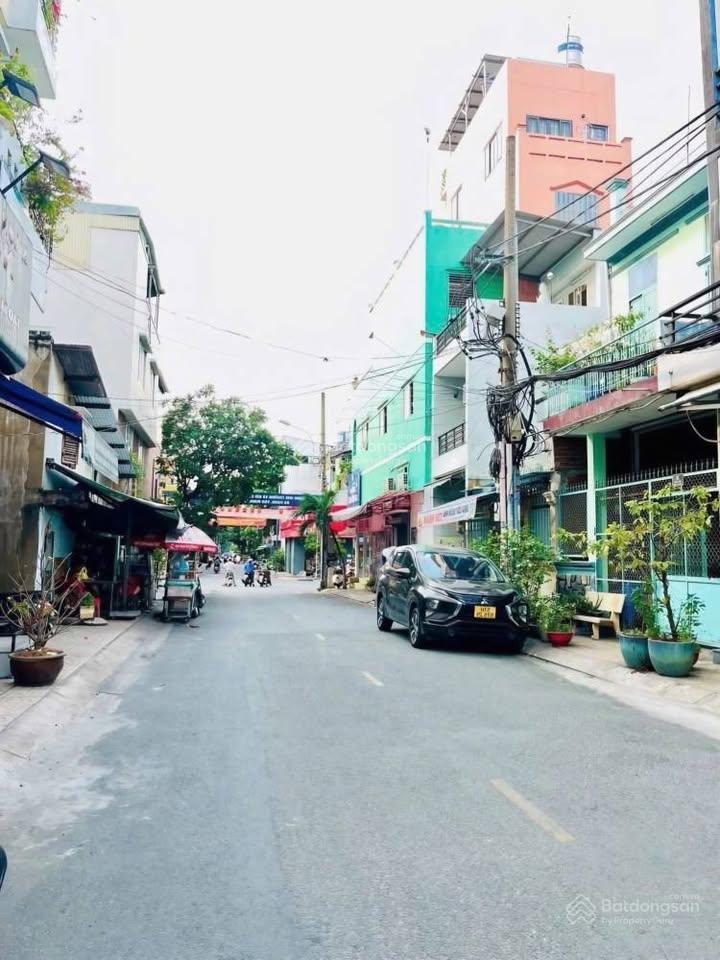 Siêu phẩm mt trần thủ độ, tiện xây mới dt 4.6x18m sổ vuông nhà nát giá 8.8 tỷ