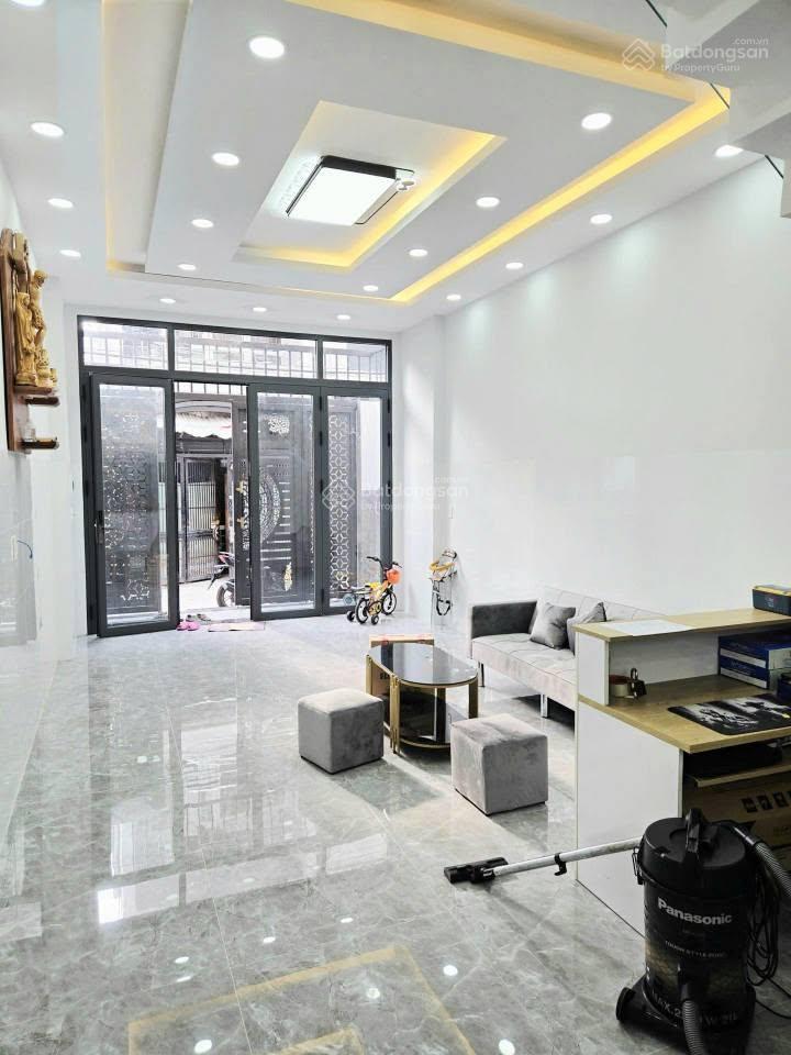 Gấp bán, nhà hẻm 6m hòa bình 4x19m cn 75m2 sổ vuông a4 2 tầng 3pn 3wc giá 5.8 tỷ