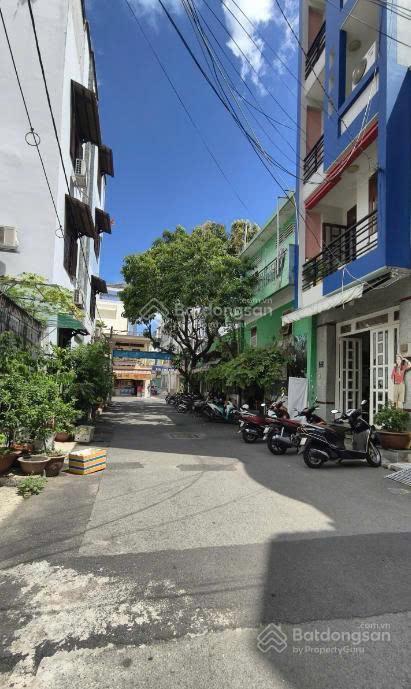 Nhà nát, giáp khu bàu cát hẻm nhựa 8m xe hơi thông dt 4x23 sổ vuông a4 giá 6.6 tỷ