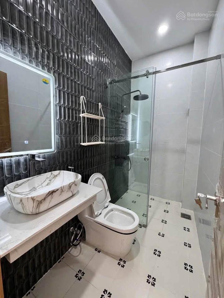 Hẻm xe hơi 6m gò dầu cách mt 20m dt 4x13 2 tầng mới 3pn giá 5.4 tỷ